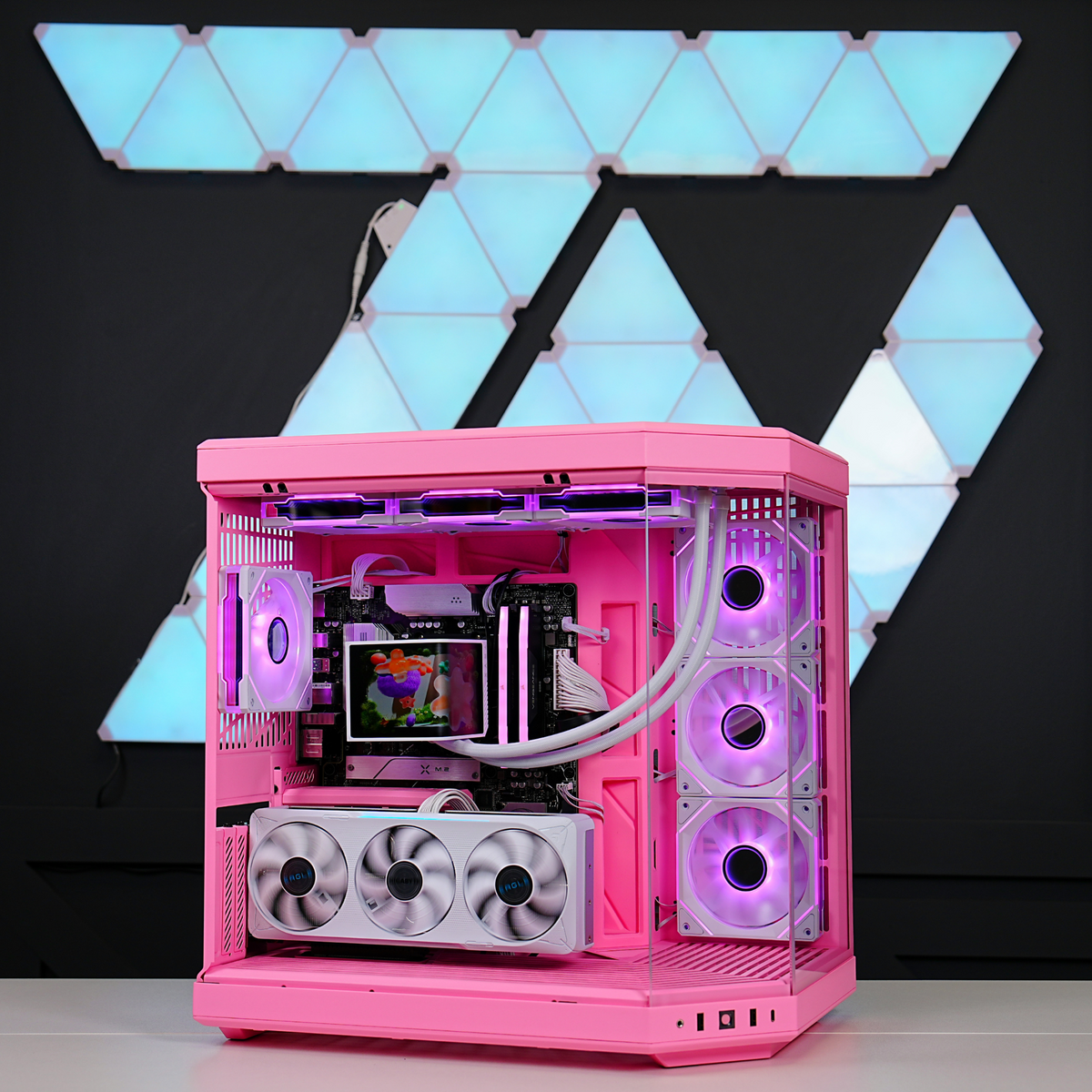 TECHNOID Limited Edition Gaming Pc (AMD Ryzen 7 7800X3D - RTX 5070 - 2TB SSD - 32GB RAM DDR5- Win 11 Pro - HYTE Y70 - pink)