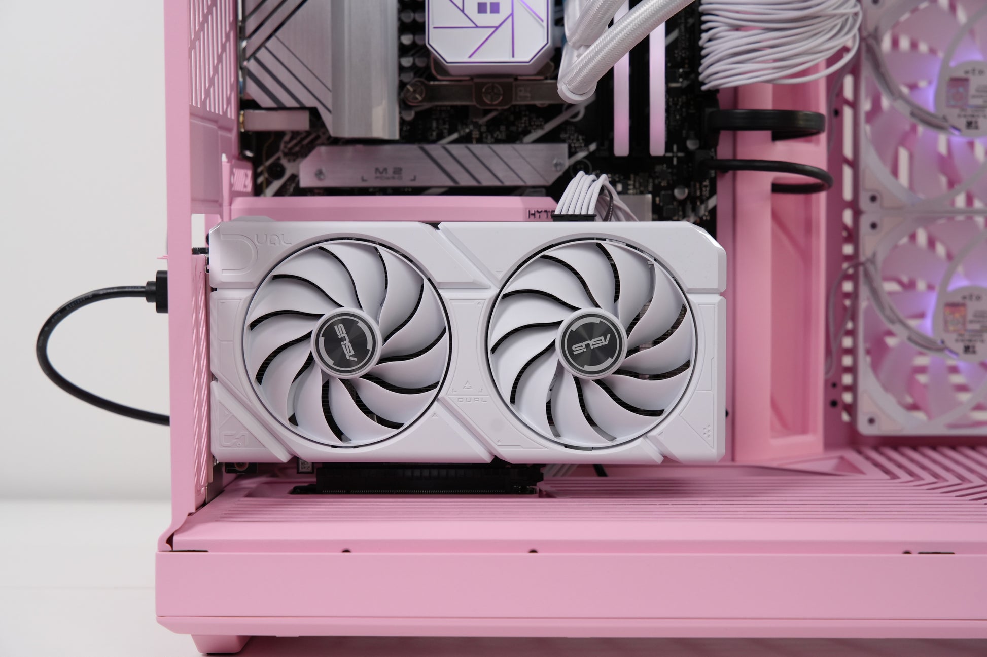 TECHNOID Limited Edition Gaming Pc (Intel i7-14th Gen - AMD RX 7800 XT - 2TB SSD - 32GB RAM DDR5- Win 11 Pro - HYTE Y70 Touch infinite - Pink)